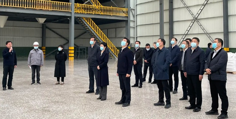 熱烈歡迎新密市四大班子領(lǐng)導(dǎo)一行蒞臨建信科技觀(guān)摩新建生產(chǎn)線(xiàn)項(xiàng)目 熱烈歡迎新密市四大班子領(lǐng)導(dǎo)一行蒞臨建信科技觀(guān)摩新建生產(chǎn)線(xiàn)項(xiàng)目